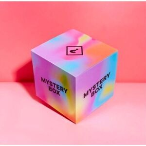 Mystery Box Ladies Tops, pants, jewelry size XL